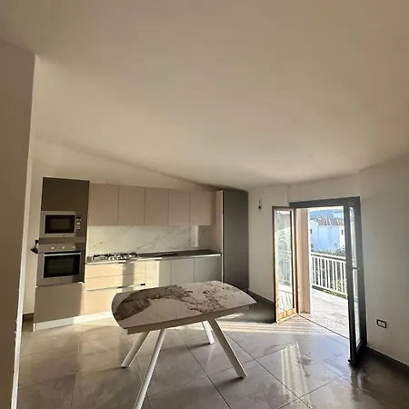 Apartment La Bussola *